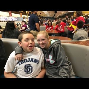 Meet your Posher, Dianea